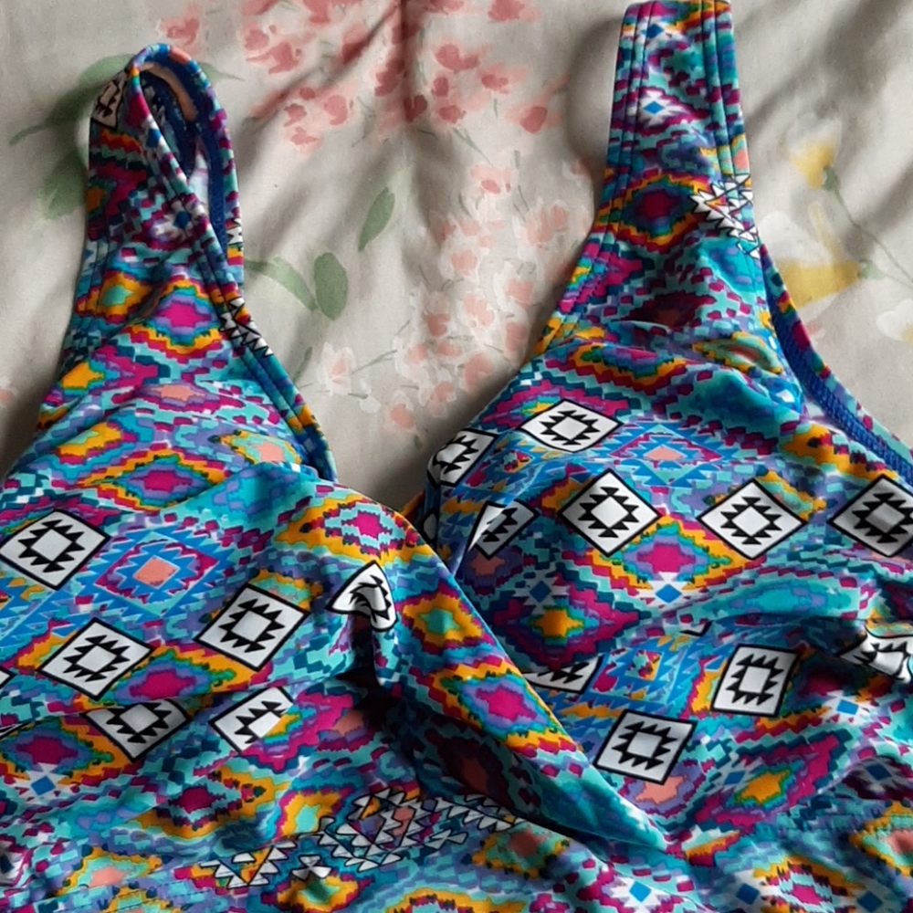 Ceeb swinwear size 12 medium